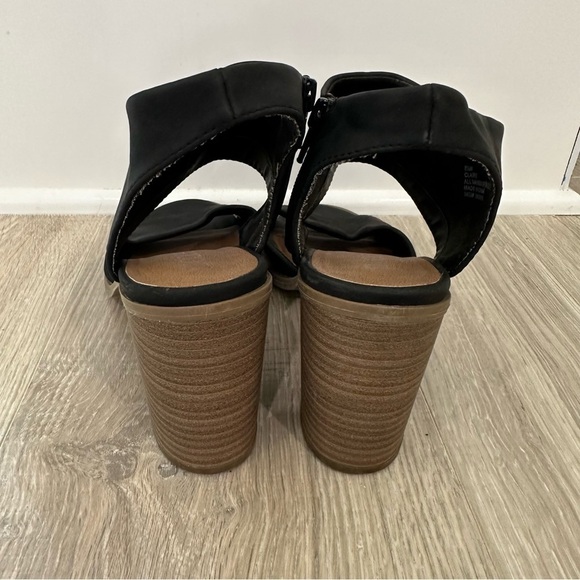 dolcetta claire black heeled sandals vegan suede - Picture 2 of 8